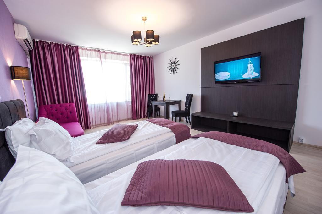 Tower By Grand Accommodation Bucarest Extérieur photo