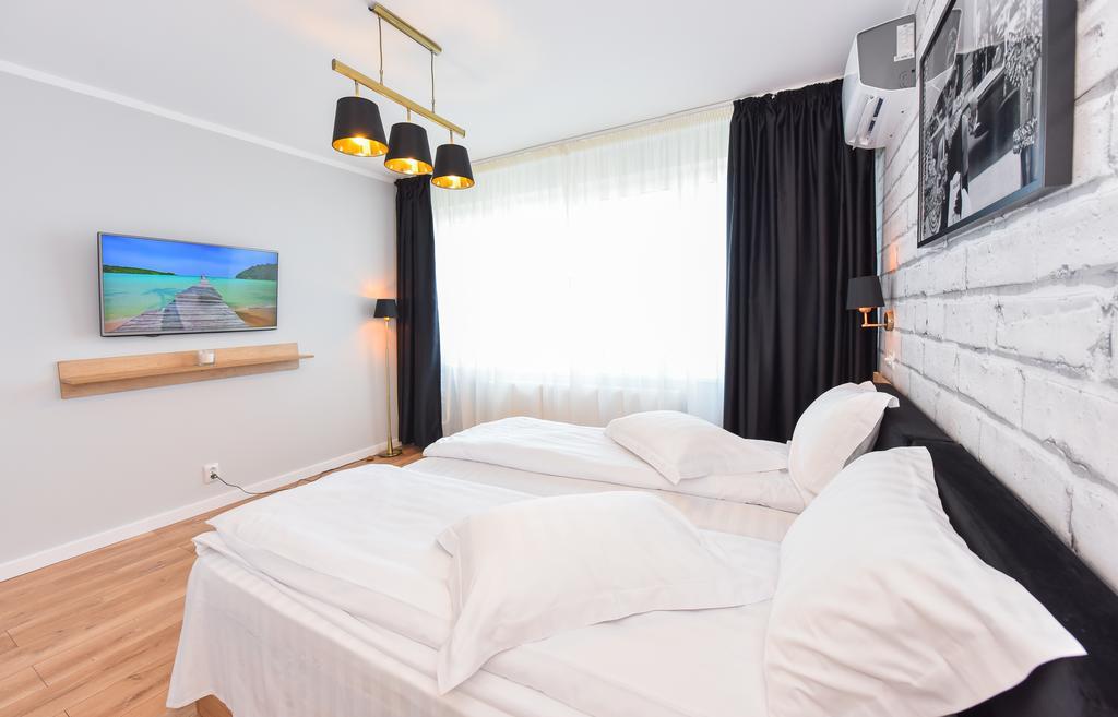 Tower By Grand Accommodation Bucarest Extérieur photo